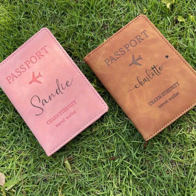 Travel Accessories Gifts For Her - Estuche para pasaporte de viaje personalizado,